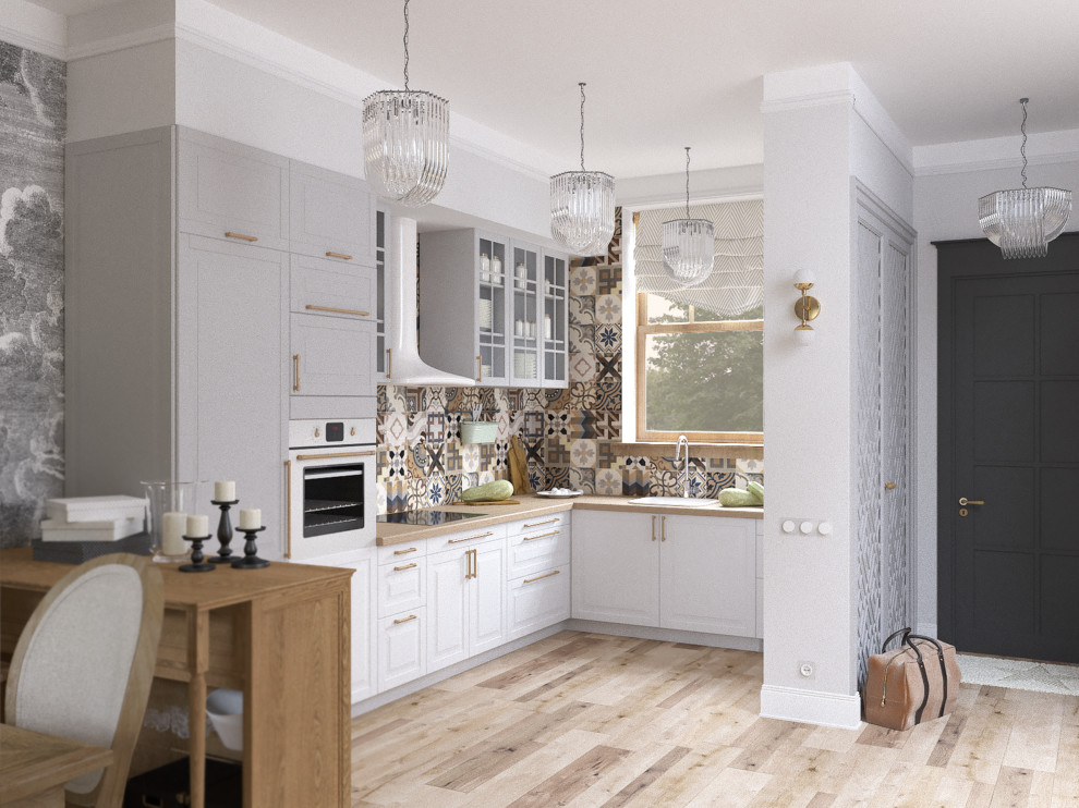 Вид на кухню и прихожую