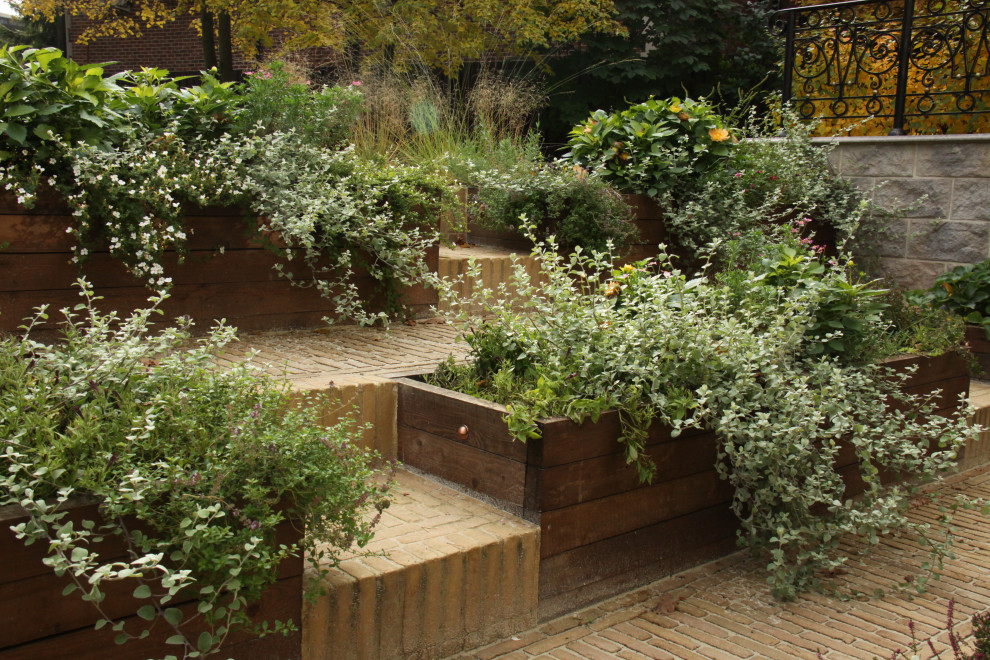 "Fairy Garden.Сад под дубами"