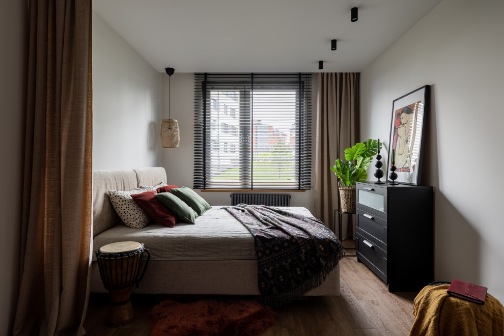 Квартира с голубой кухней и детской с шалашом