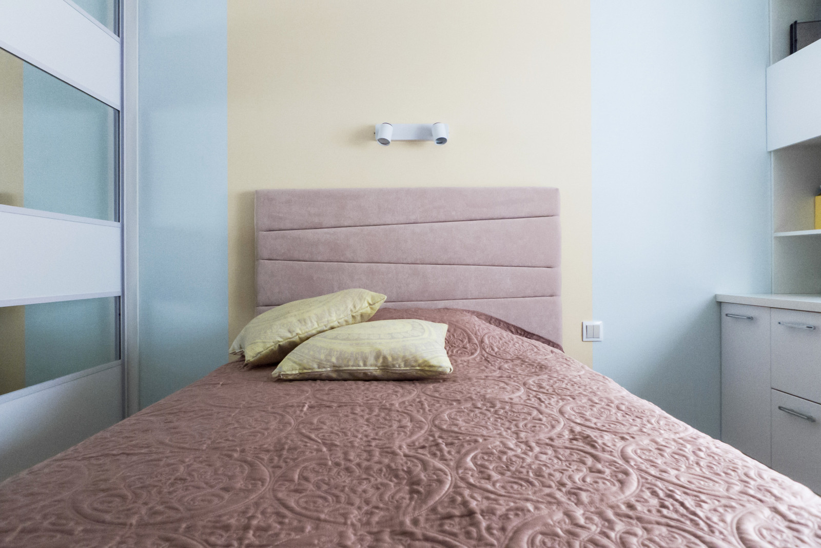 ЖК Легенда на Яхтенной спальня старшей дочки