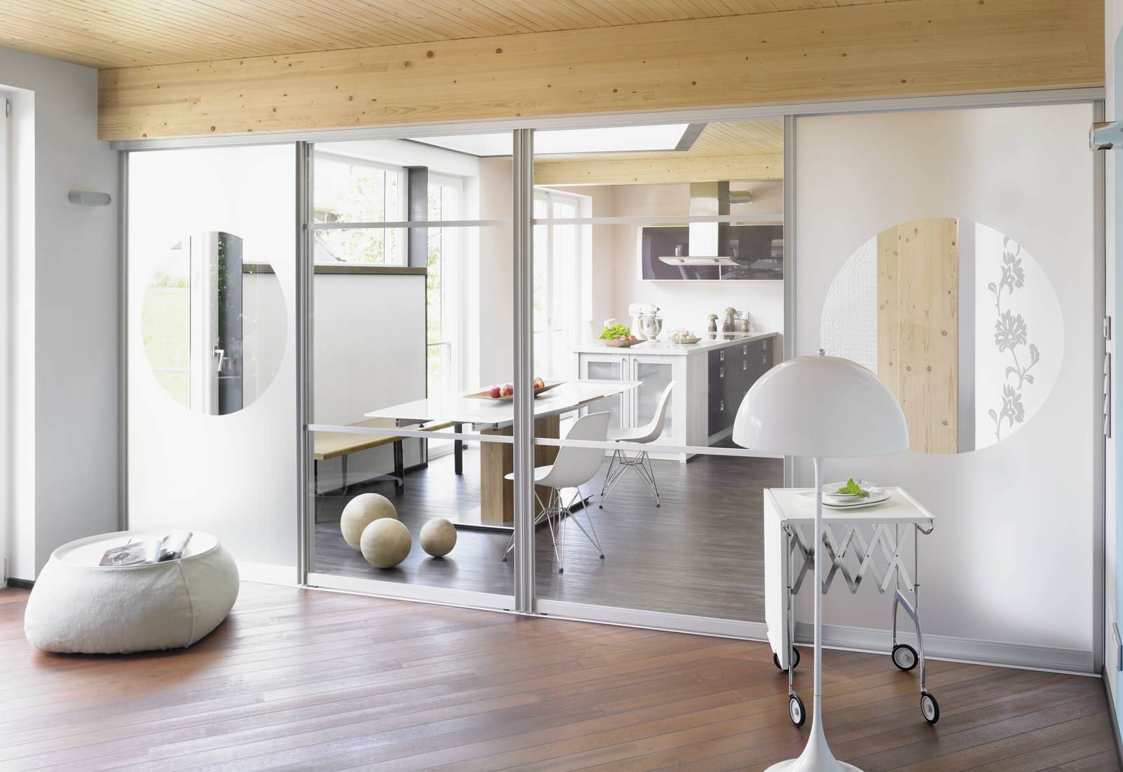 Остекленные межкомнатные двери raumplus  в профиле серии S720