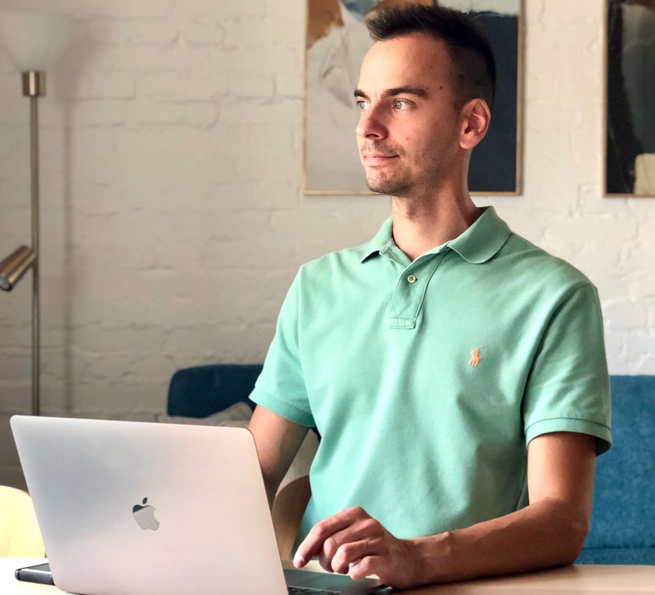 В гостях: Квартира в Твери, где полностью разобрали потолок