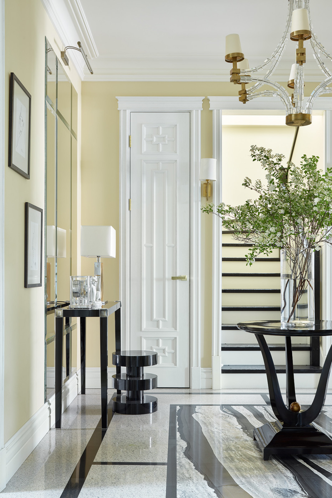 ДВУХЭТАЖНАЯ КВАРТИРА 154 КВ.М НА ПАТРИКАХ