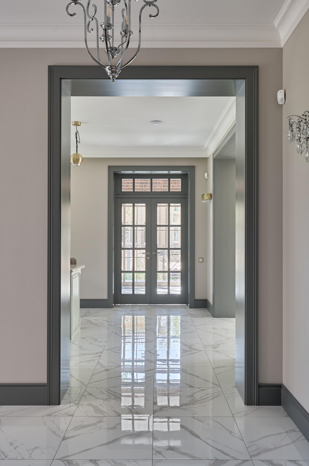 Серые двери Орлеан