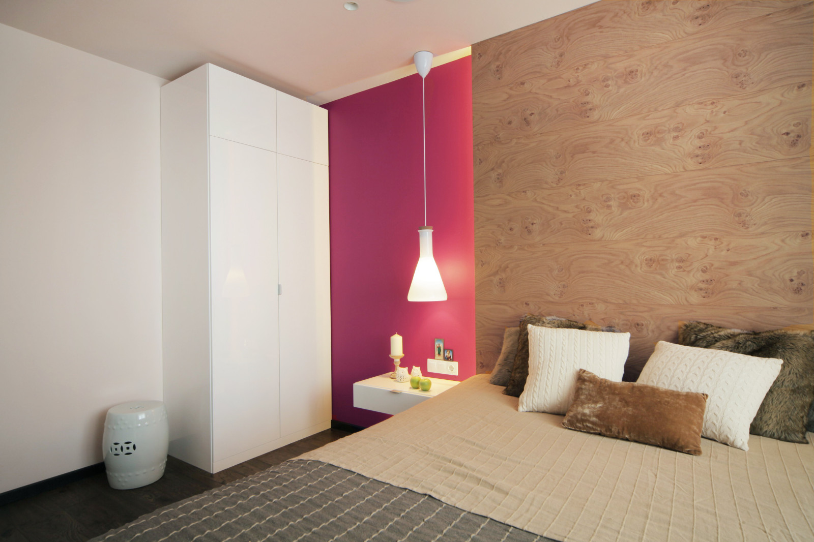 Трехкомнатная квартира в Екатеринбурге