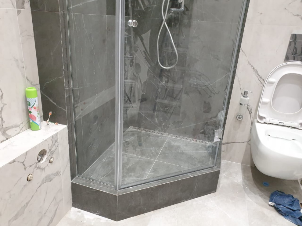 Стеклянная перегородка в душевую