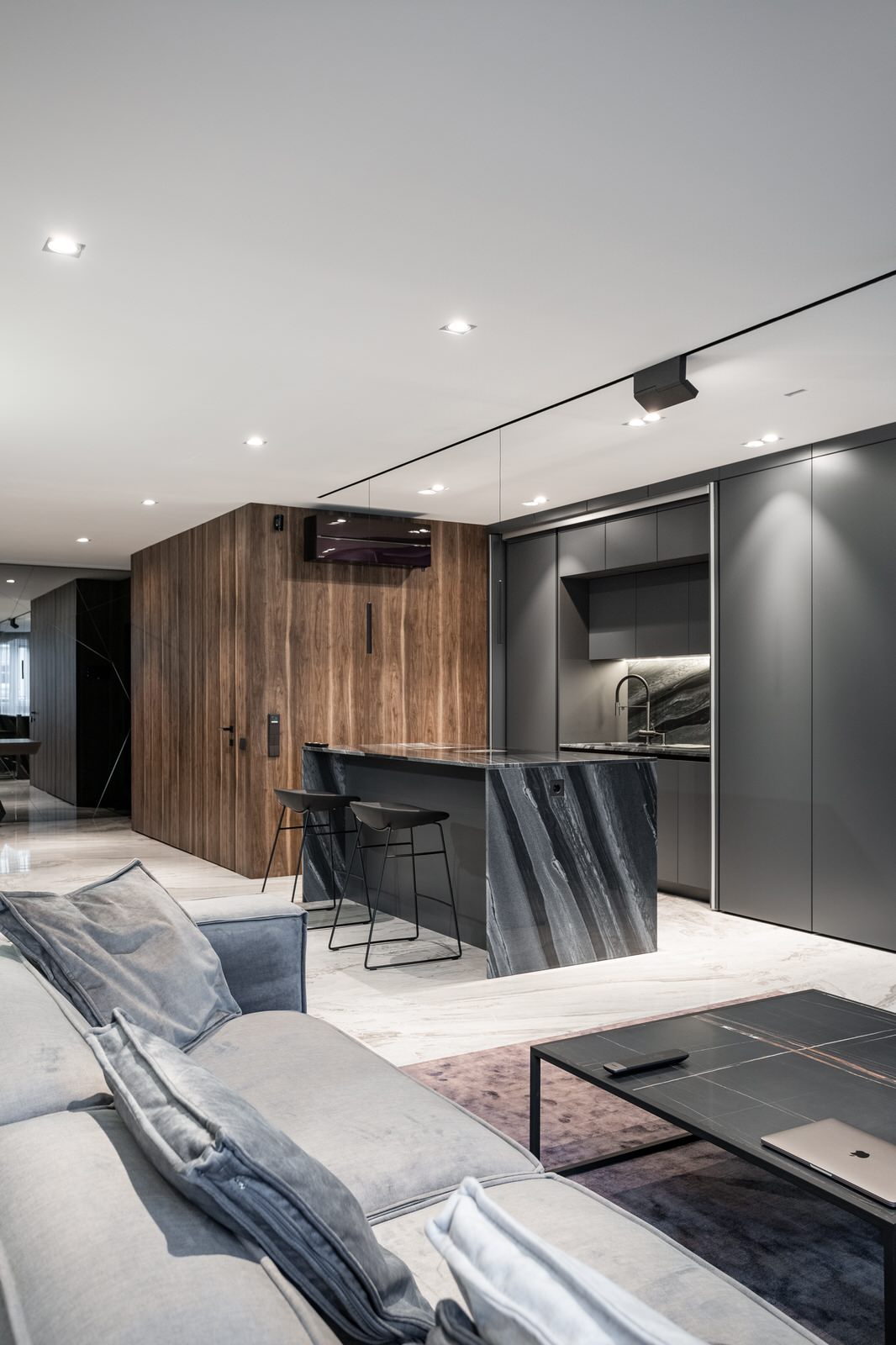 кухня серый камень