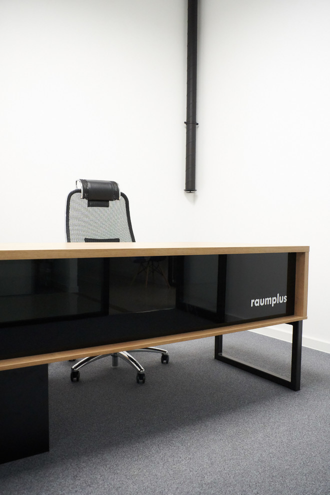 Стол для офиса от raumplus