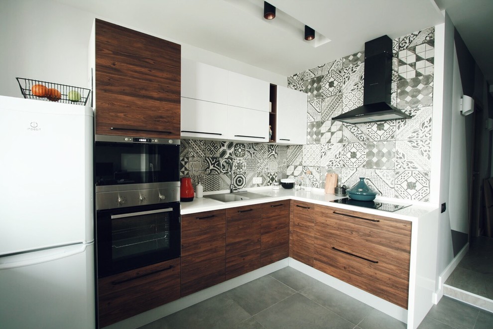 Обложка проекта: Современная угловая кухня