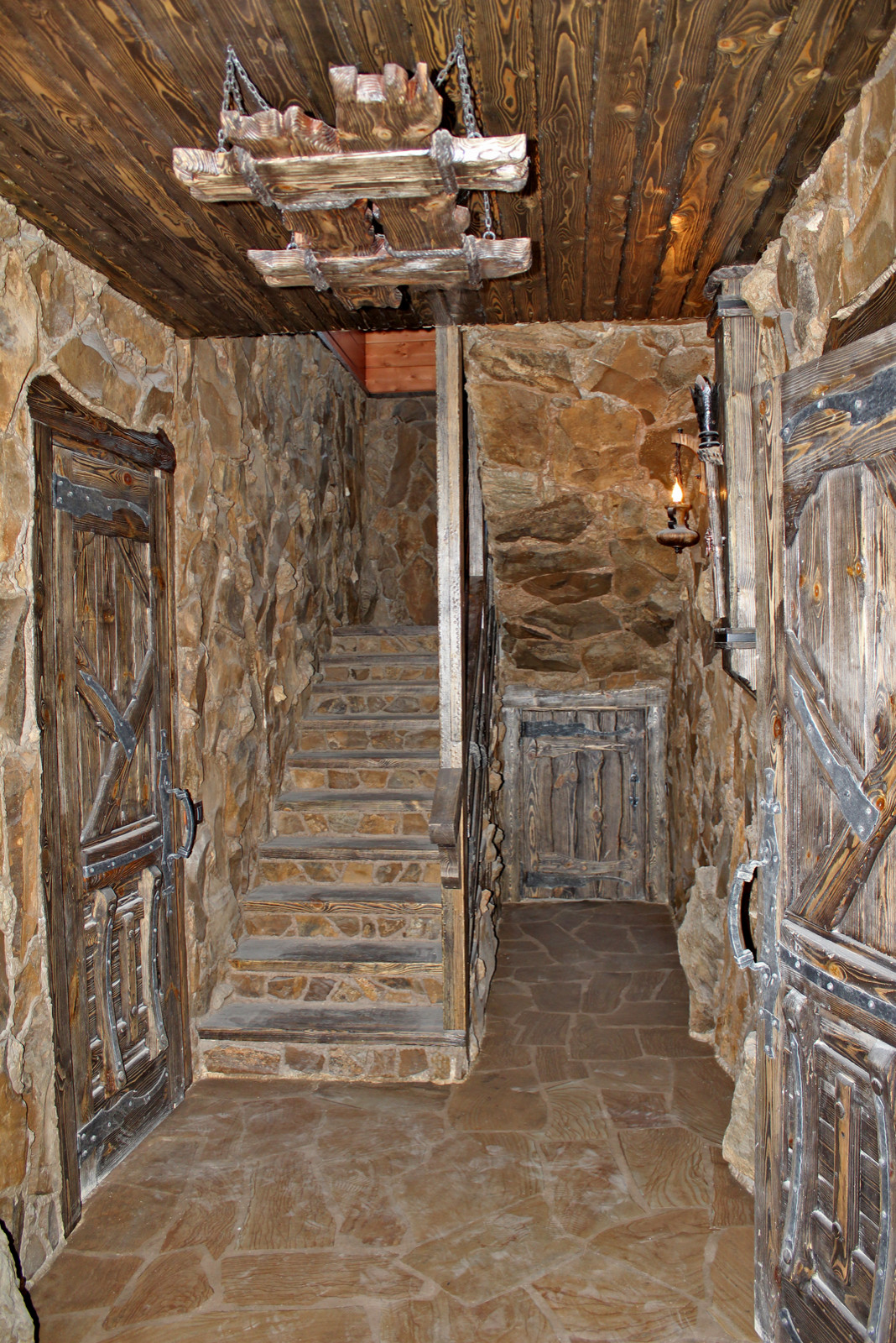 Под одной крышей