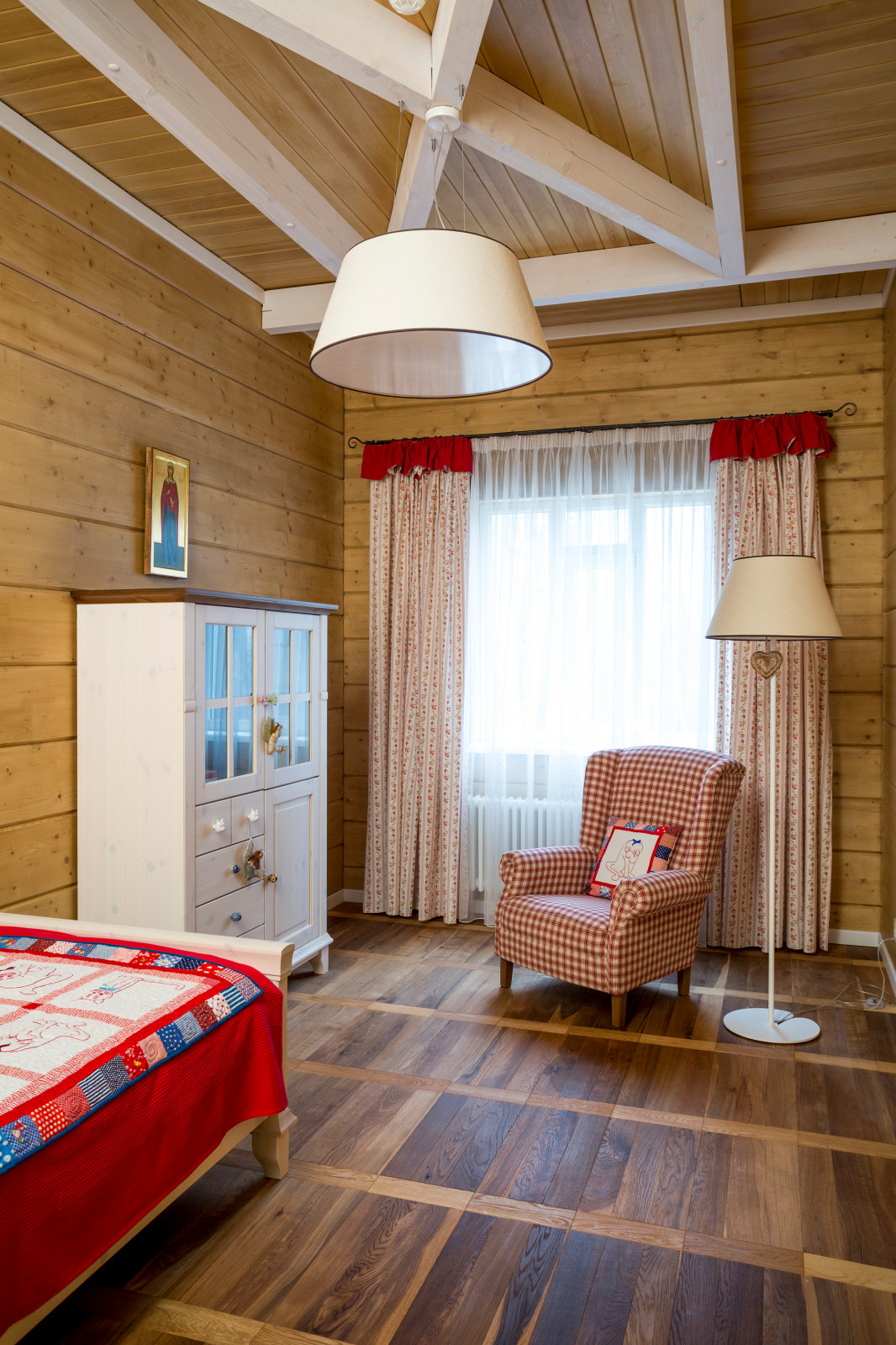 Интерьер загородного дома, Троицк