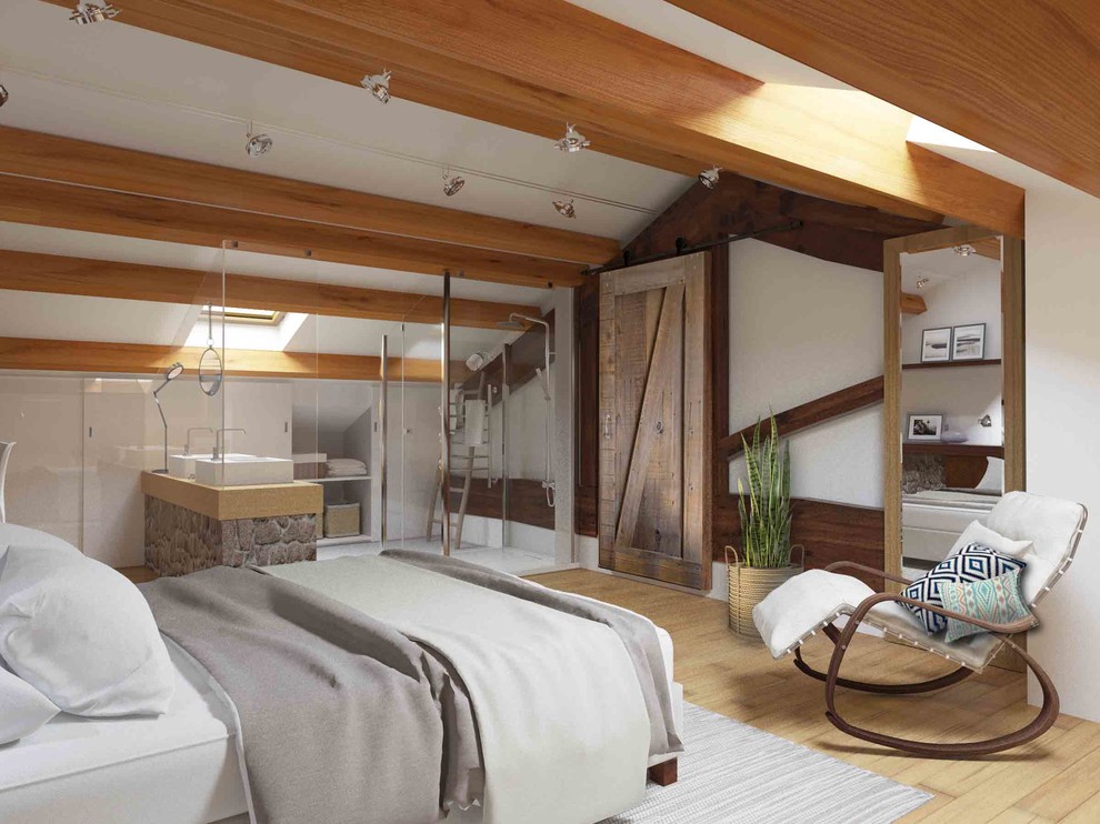 Une importante transformation d'un espace sous les toits. Plusieurs pièces ont é