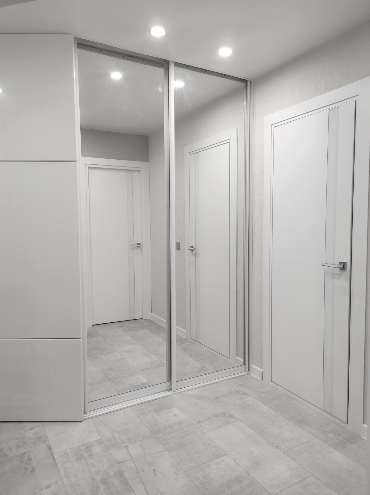 Проект интерьера квартиры "Снежная королева"