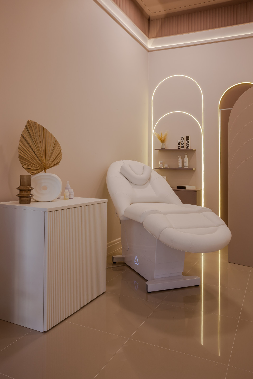 Обложка проекта: Студия красоты, г. Новроссийск