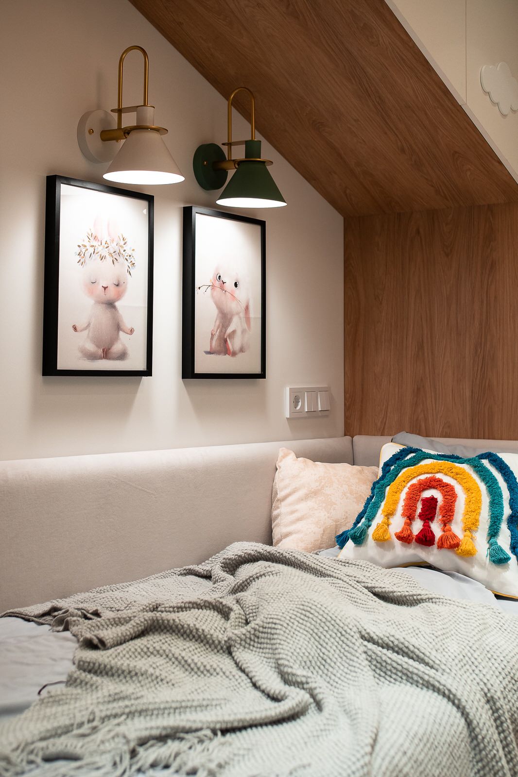 Обложка проекта: Детская комната с выходом на балкон и видом на Псковскую крепость