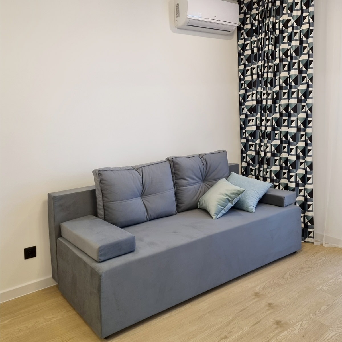 квартира-студия 25 м. кв. ЖК Амград