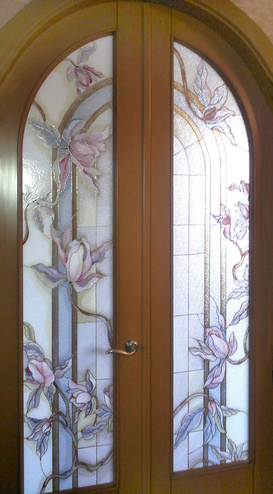 Витражные двери