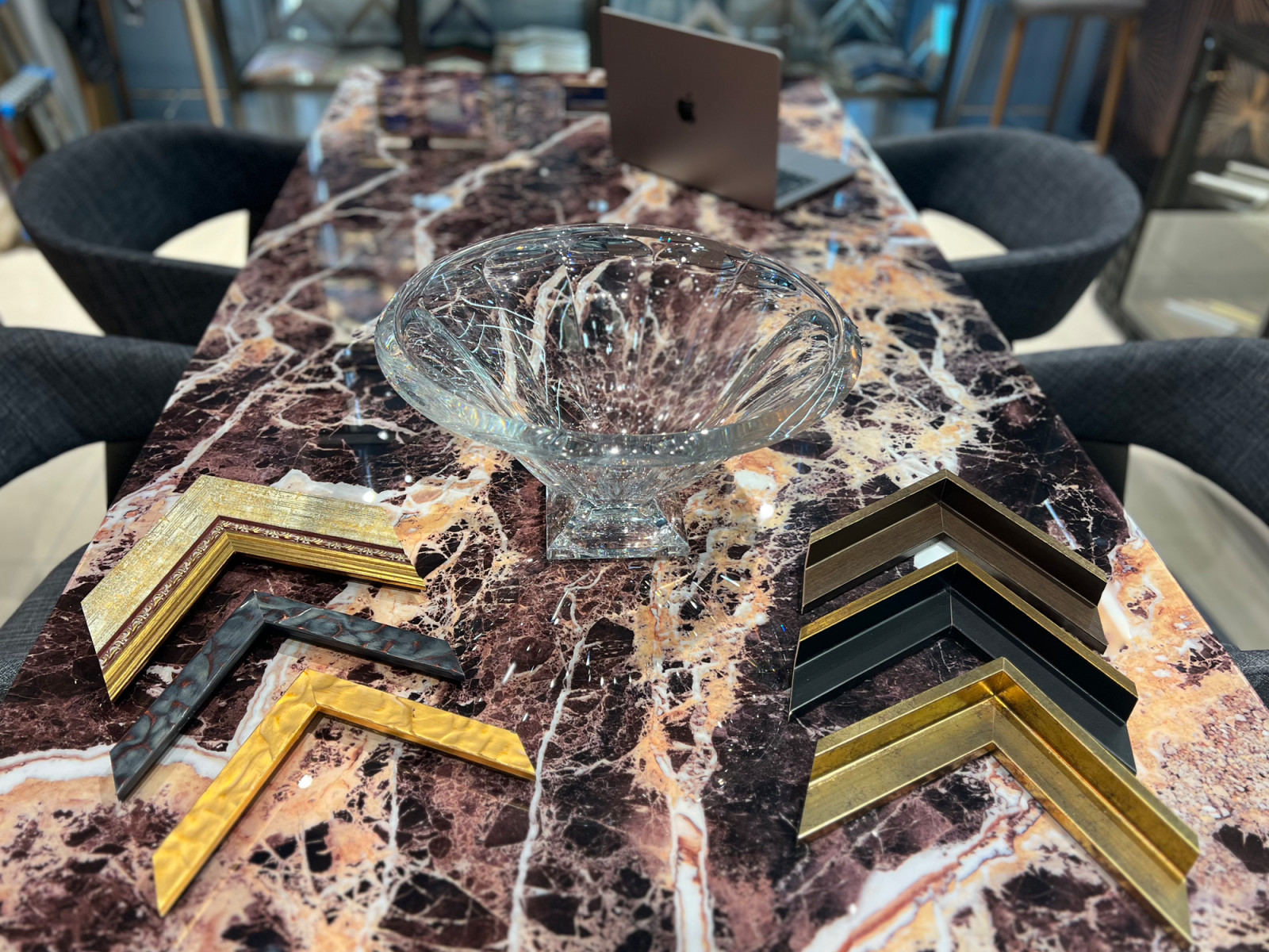 Арт-пространство R2 БАГЕТ ВИНТАЖ в Casa Ricca EXPO