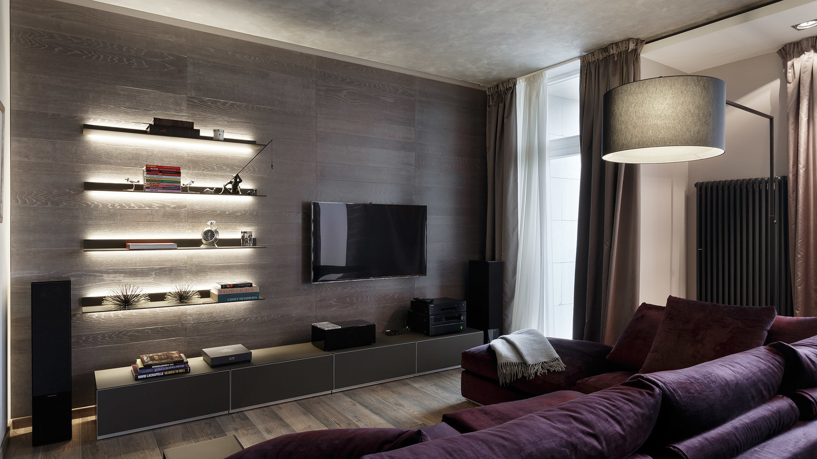 Брутальная квартира в ЖК Смольный Парк