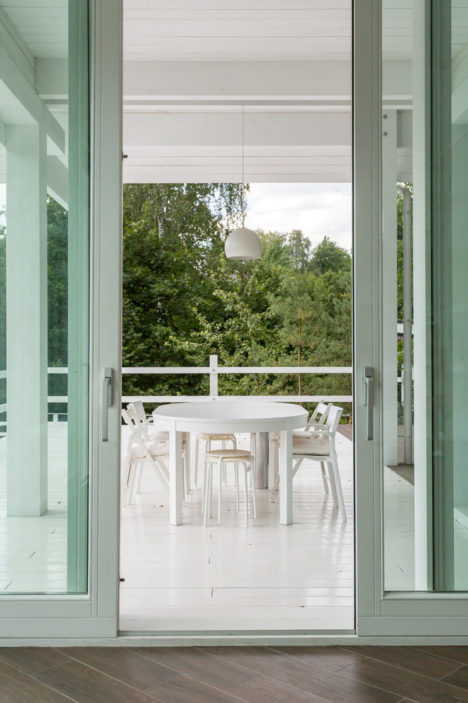 В гостях: Стеклянный дом на краю обрыва в Подрезково