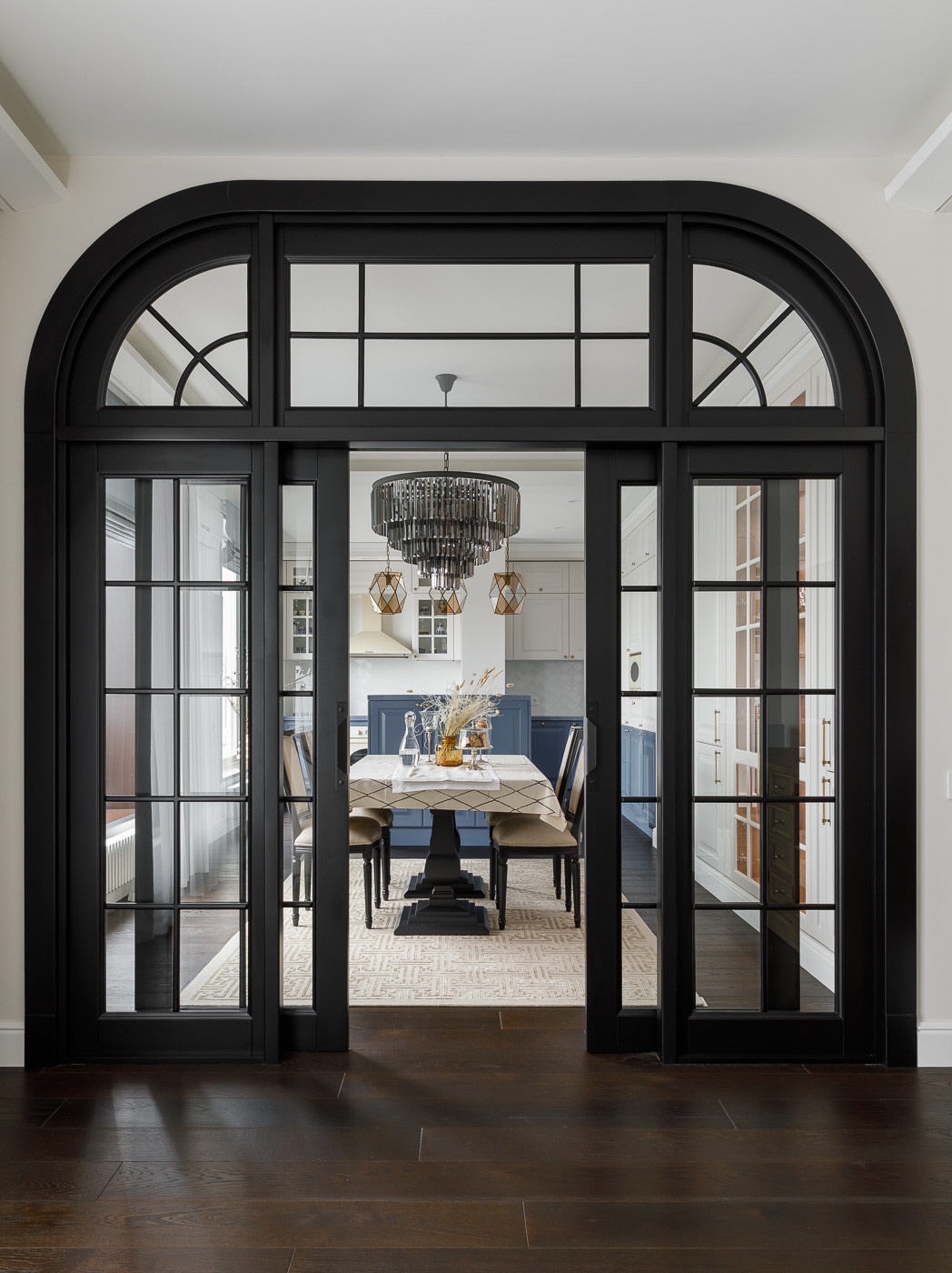 Реализованный проект квартиры 240м², ЖК Смольный проспект