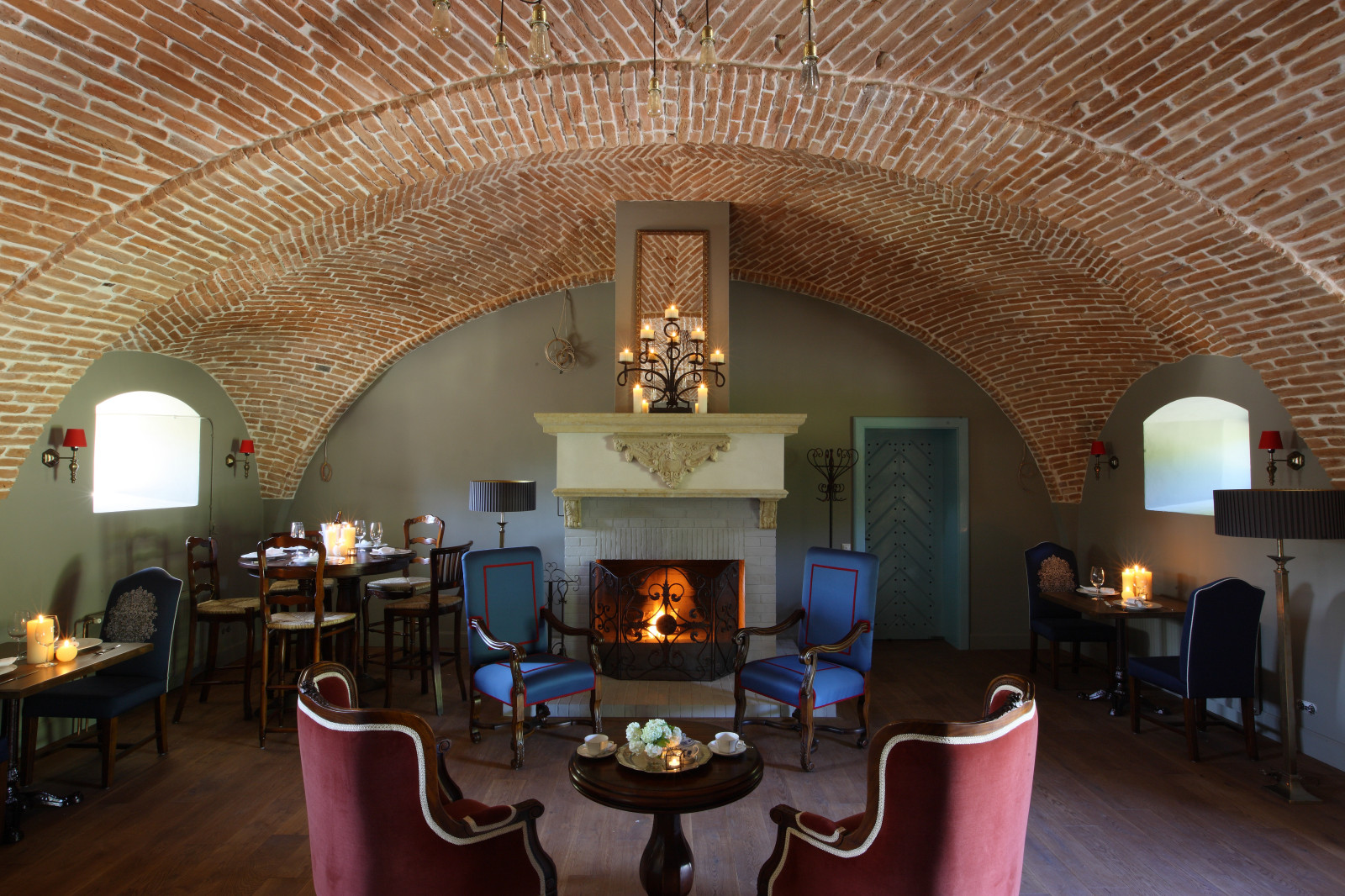 Обложка проекта: Бар в Замке