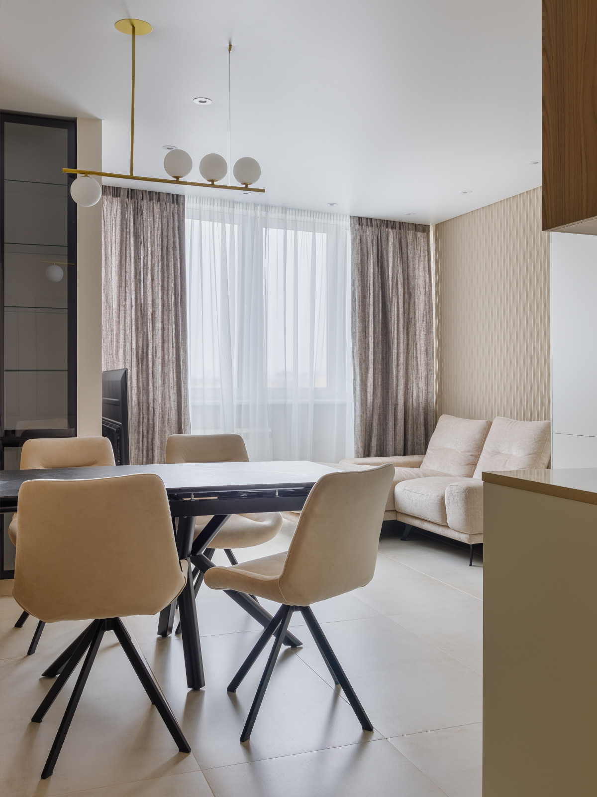 2х-комнатная квартира в современной классике и минимализме