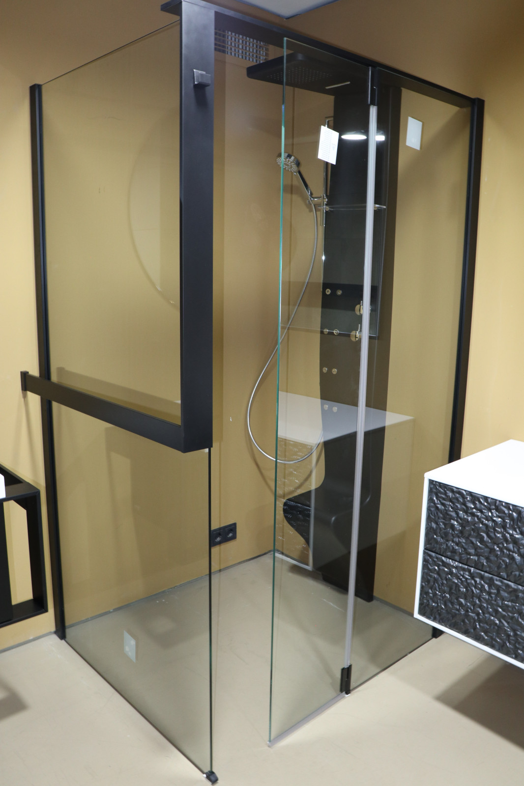 Showroom студия интерьеров "КВАДРО"