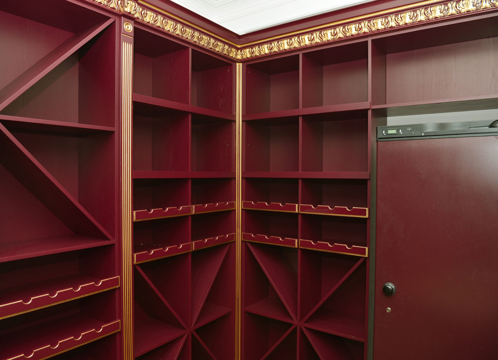 Винотека Lady Lux Gold Wine