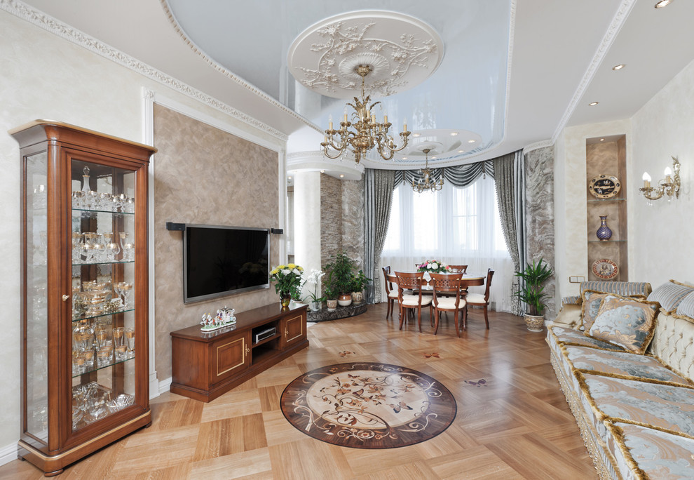 Трехкомнатная квартира на Севастопольском проспекте