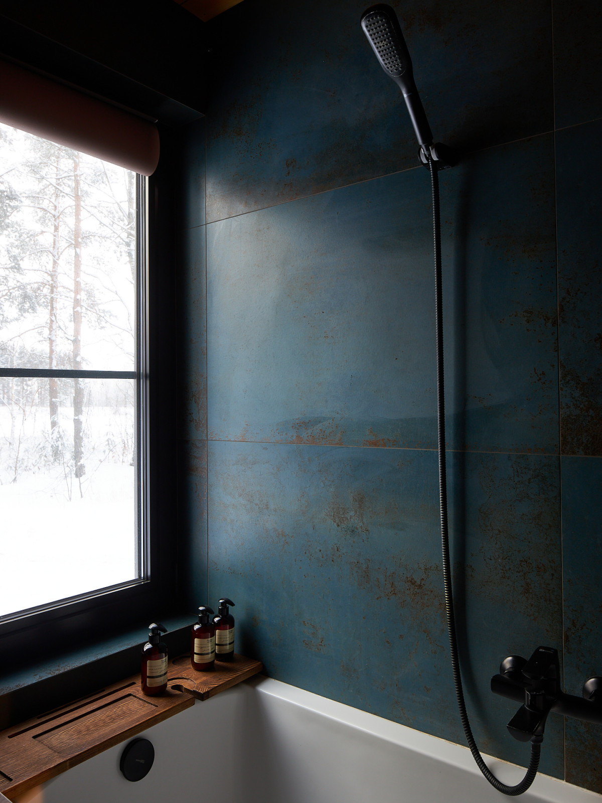 Домик на берегу Волги