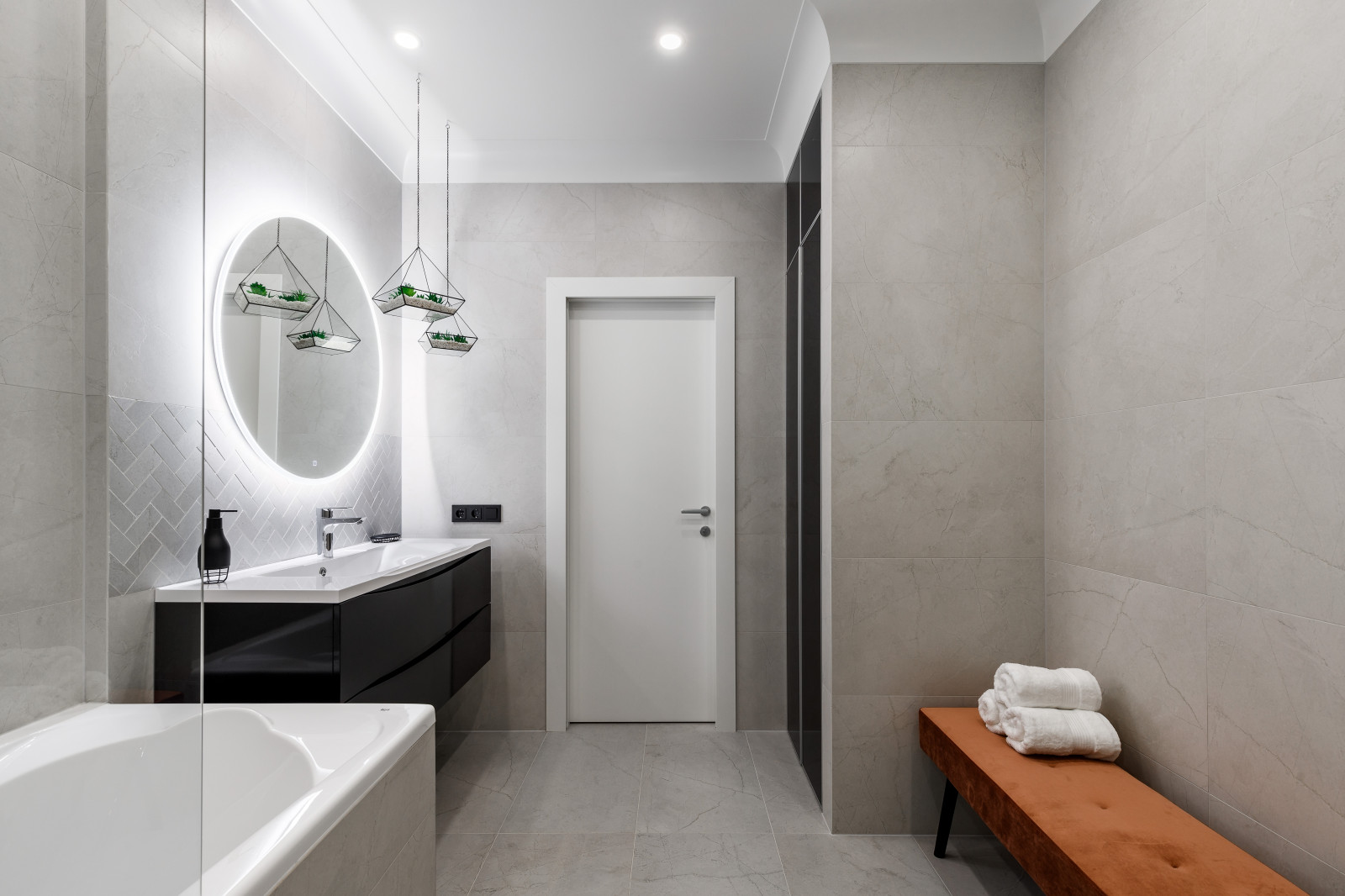 Обложка проекта: Демо-квартира в жилом комплексе премиум класса "Аквамарин"