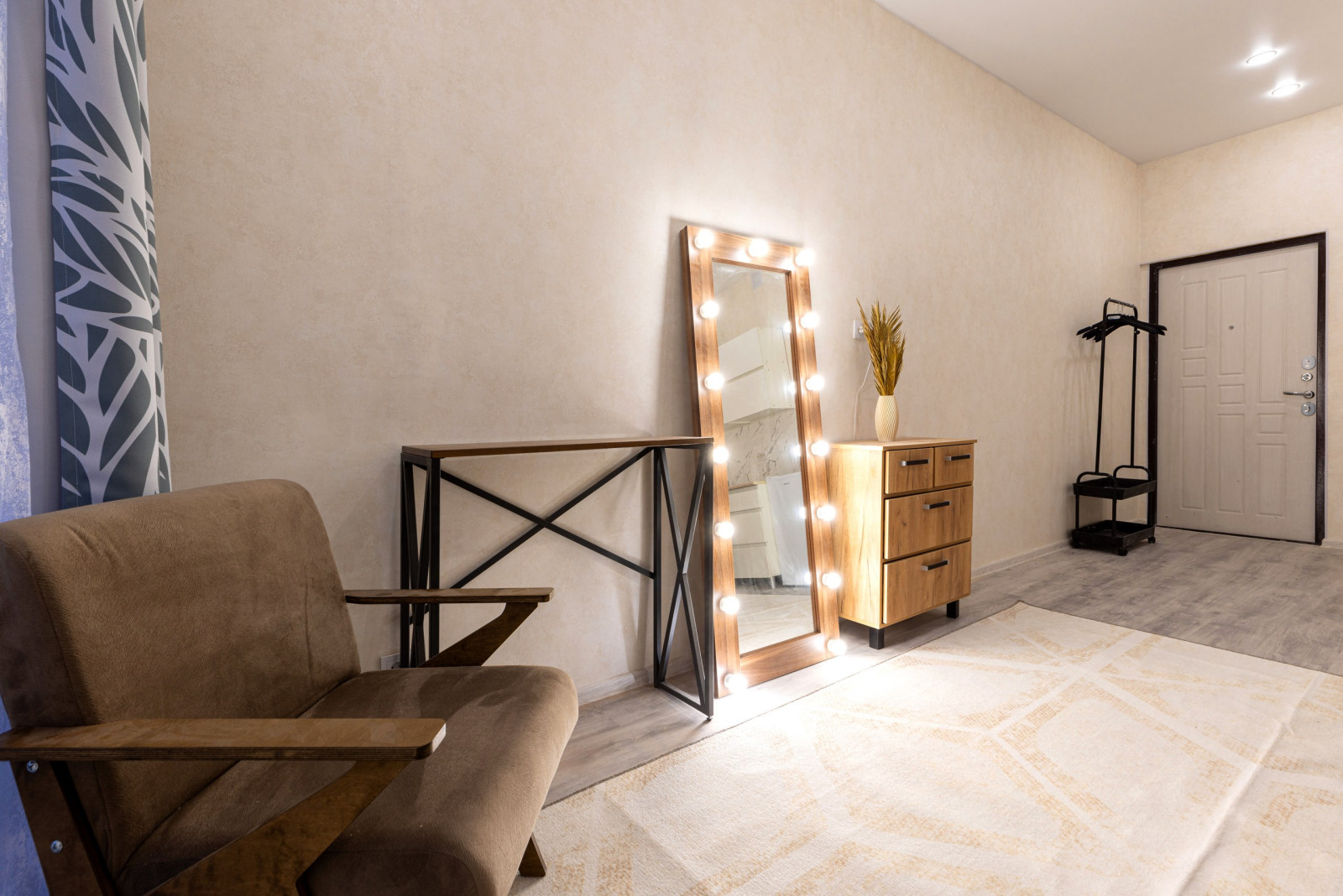 Студия 20м2  , Обводной канал 156