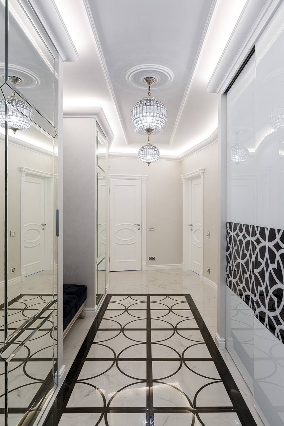 Реализованный проект 3хкомнатной квартиры в классическом стиле с элементами Ар Д