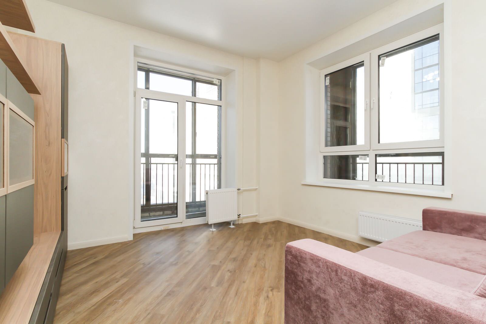 Гостиная в 3х-комнатной квартире | 74м2 в ЖК Маковского