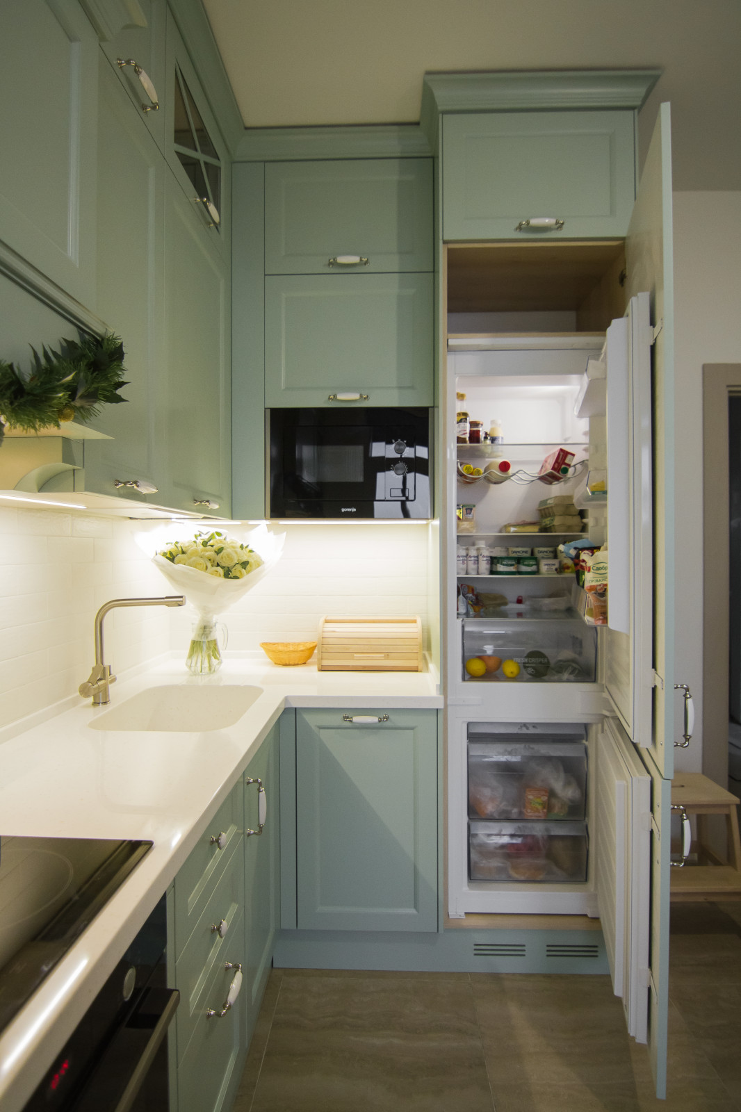 УЮТНАЯ КУХНЯ ДЛЯ МОЛОДОЙ СЕМЬИ