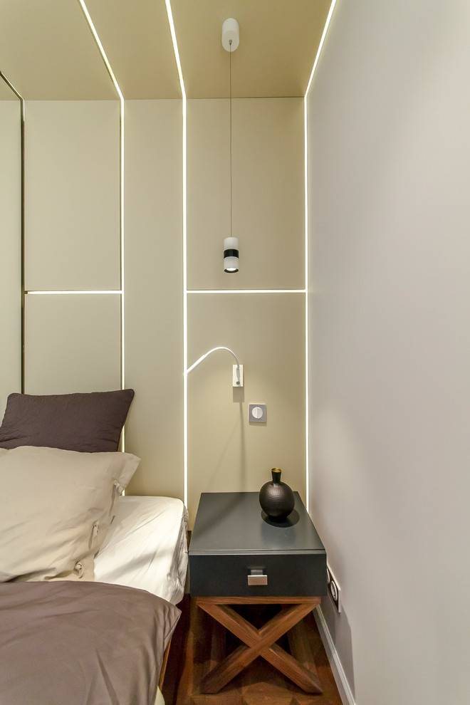 Спальня со стеклянным кубом