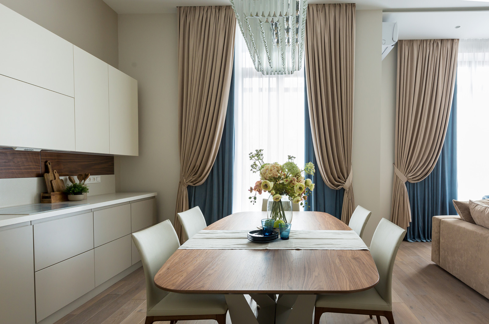 Интерьер квартиры в ЖК MILKHOUSE 170м^2