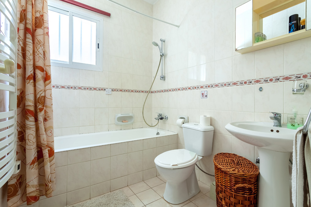 Kings Avenue Apartment