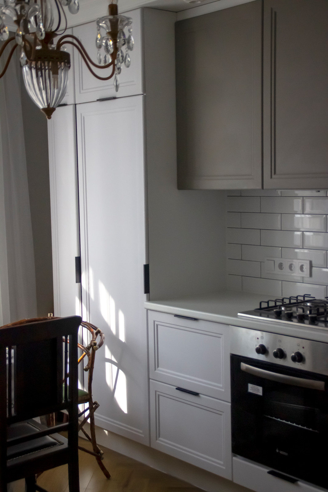 Квартира с антикварной мебелью для театрального критика