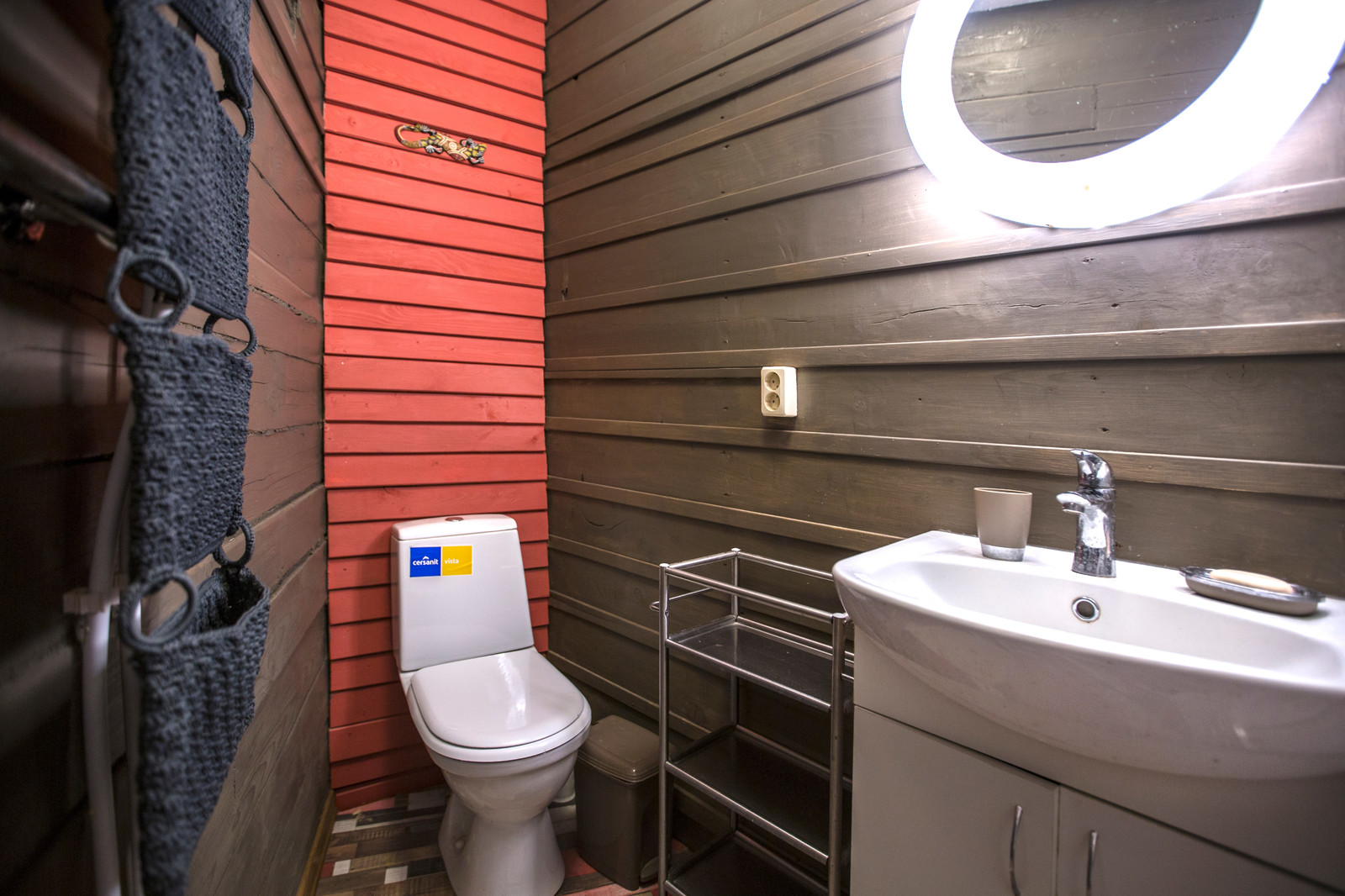 Старенькая дача в умелых руках.