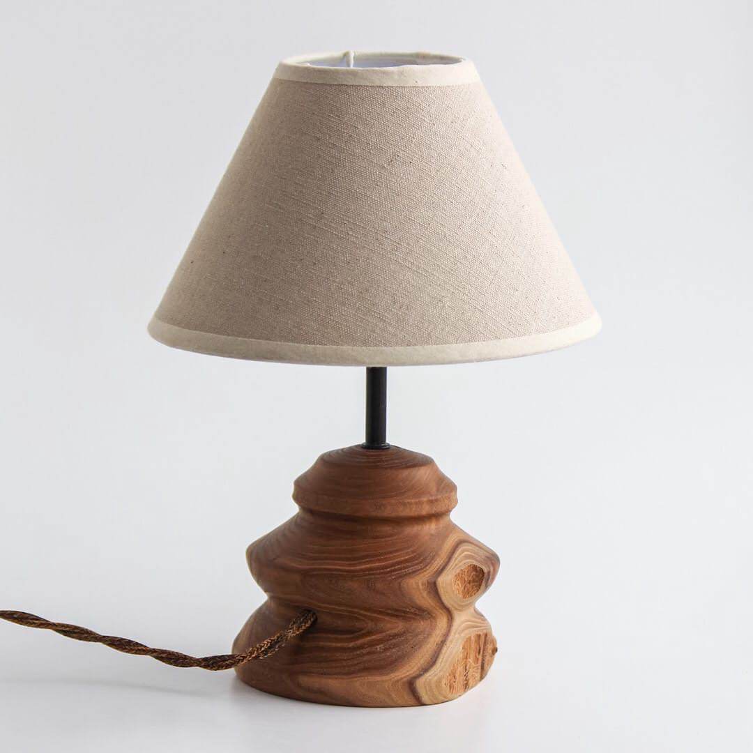 Светильники из дерева