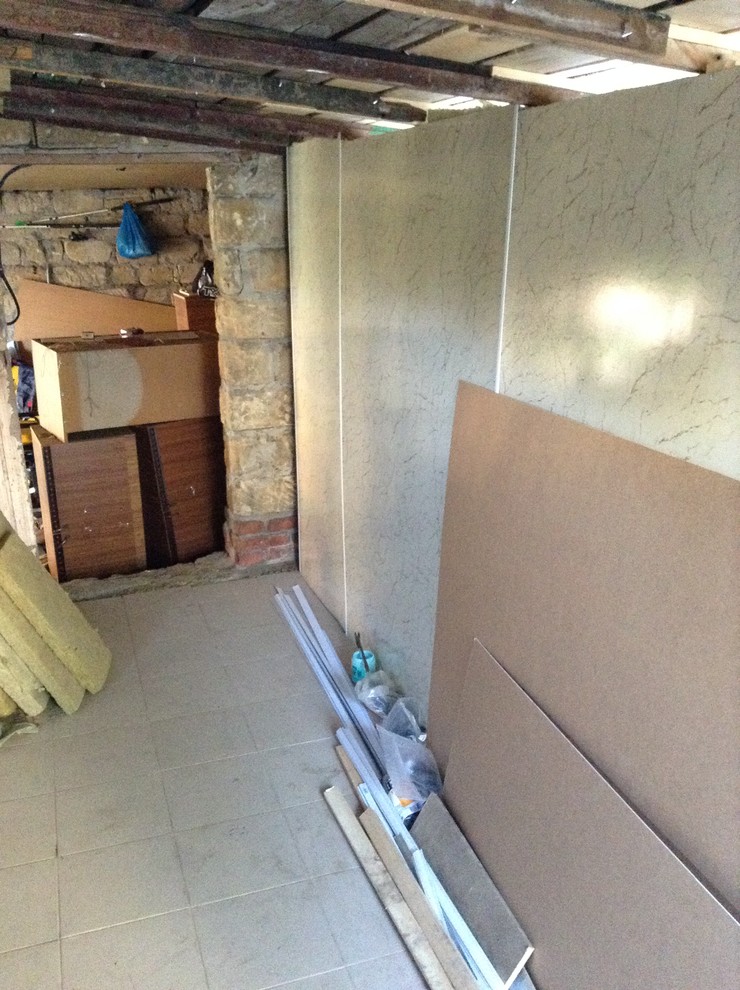 Отделочная работа по строительству небольшого магазина на частной территории.