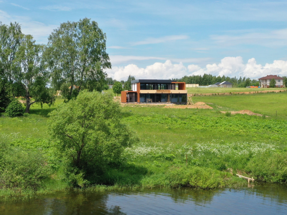 Дом в стиле хайтек по проекту Даймонд-Бей 390м²