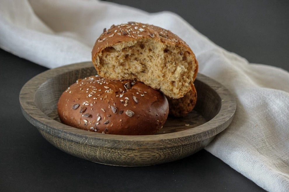 Тарелки, чаши, блюда из дерева