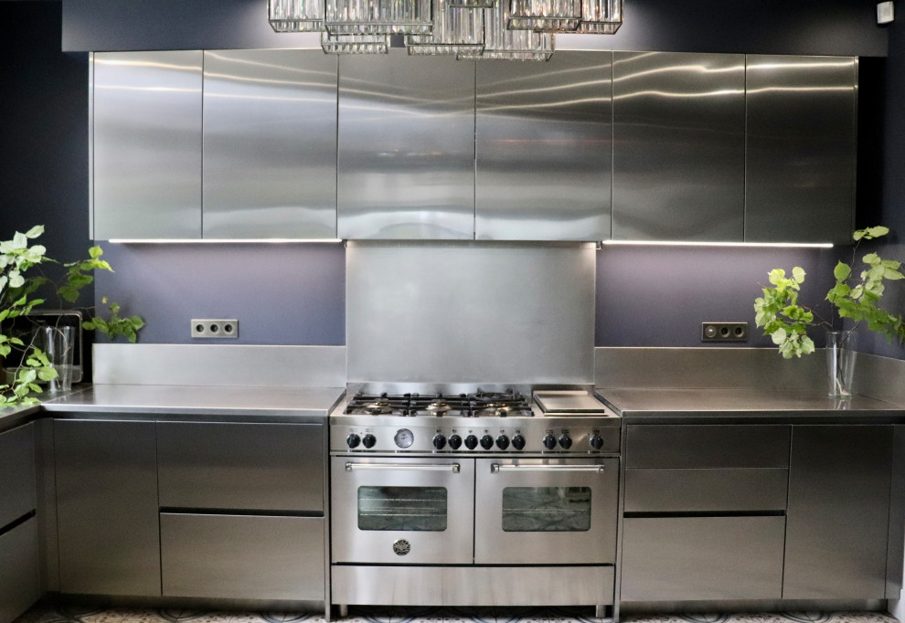 Обложка проекта: Основная кухня в доме в английском стиле, поселок Park Ville