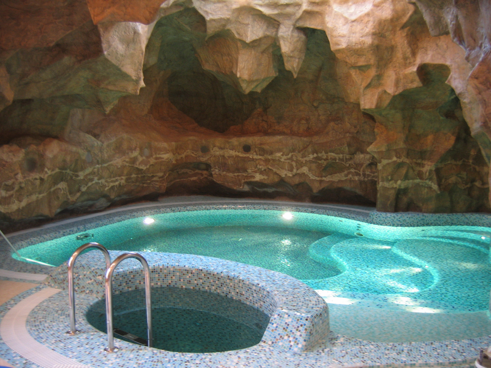 Обложка проекта: Домашний бассейн в городе Пушкин