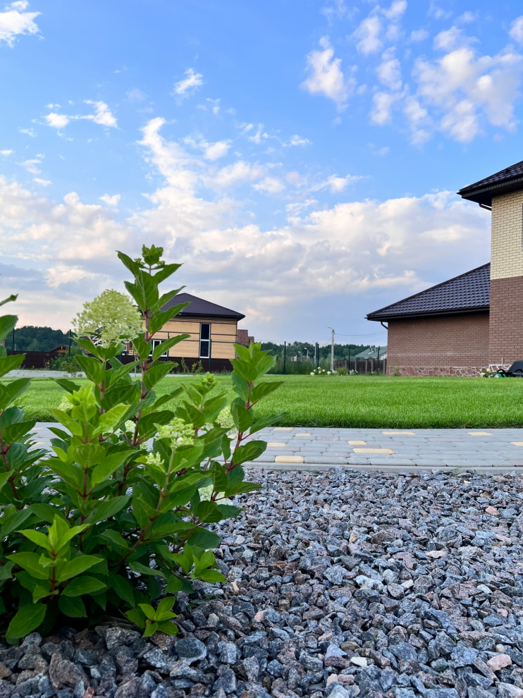 Ландшафтный дизайн территории частного владения в КП "Земляничная поляна"