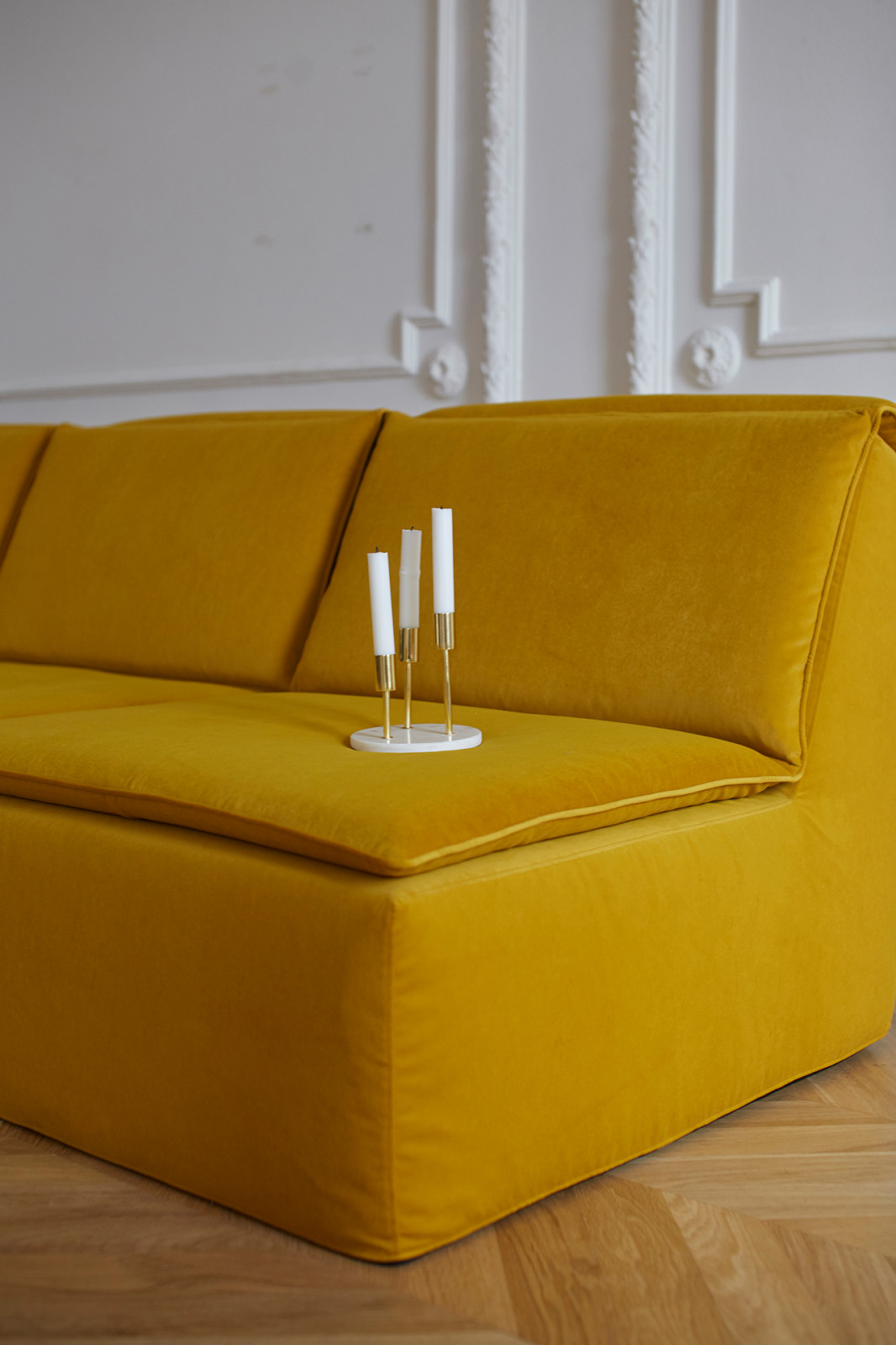 Обложка проекта: Коллекция мягкой мебели Gravity: центр притяжения