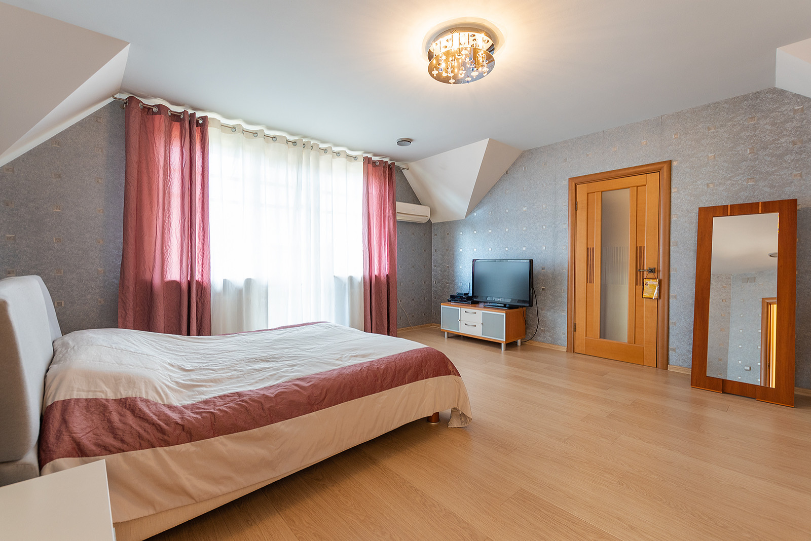 Коттедж в Ждановичах.